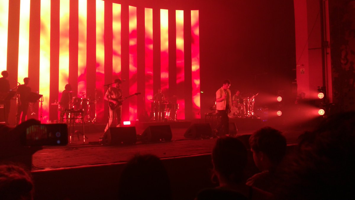 AlexJRobson's tweet photo. #FriendlyFires last night was so good! So glad they're back :D https://t.co/zg9kkgZdgo