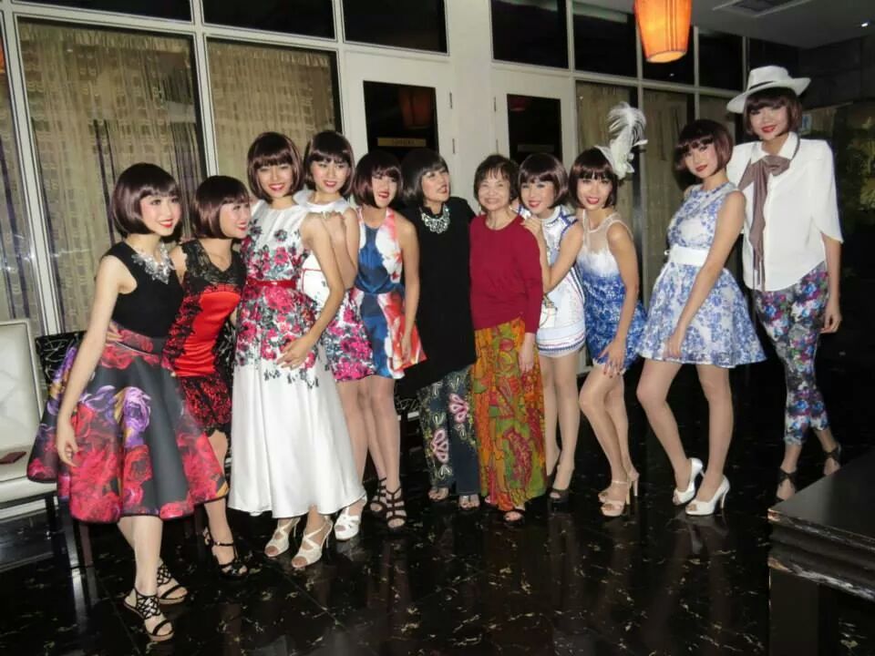 cupcakeosaka's tweet photo. EVENT MAKEUP at Pavilion
Maggie Loo's Model Agency *sorry for the bad lighting!
#makeupbymirahadri
#hairstylingbymirahadri
#makeuplover #makeupartist #hairstylist #makeupartistkl #makeupartistmalaysia #muamalaysia #eventmakeup #photoshootmakeup #dinnermakeup
#fashionphotography https://t.co/AgnKNRbr7g