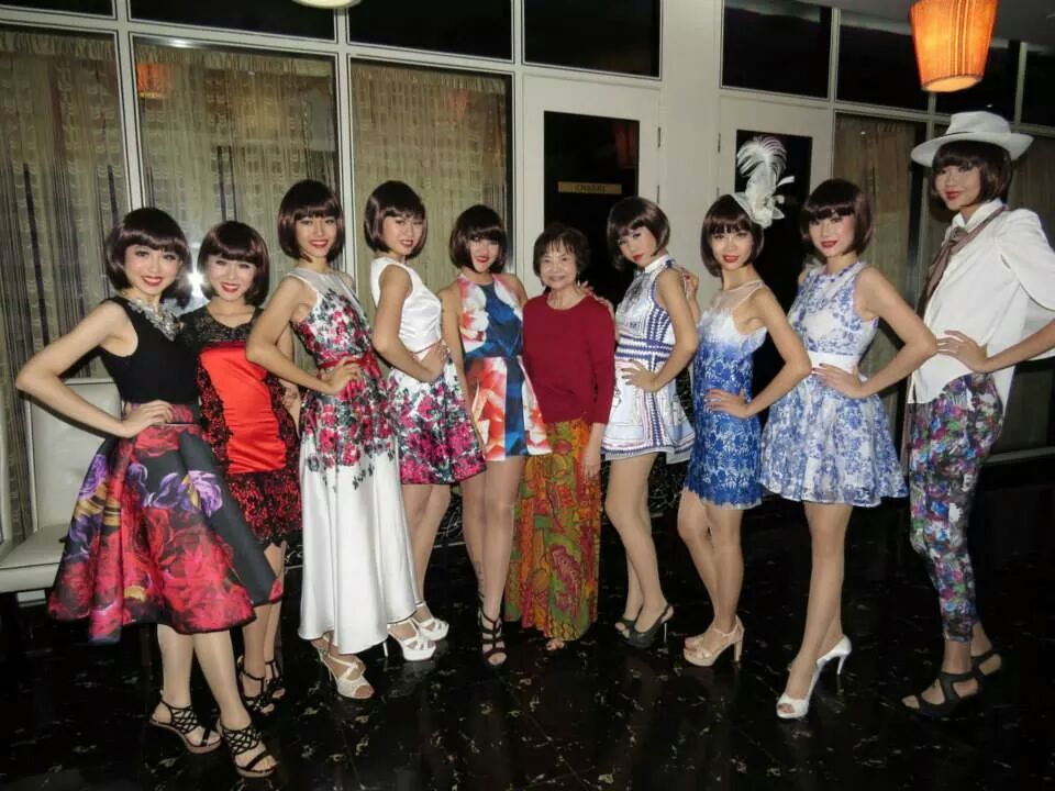 cupcakeosaka's tweet photo. EVENT MAKEUP at Pavilion
Maggie Loo's Model Agency *sorry for the bad lighting!
#makeupbymirahadri
#hairstylingbymirahadri
#makeuplover #makeupartist #hairstylist #makeupartistkl #makeupartistmalaysia #muamalaysia #eventmakeup #photoshootmakeup #dinnermakeup
#fashionphotography https://t.co/AgnKNRbr7g