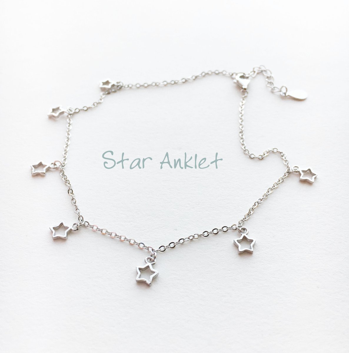 ⋆ Check out this cute star anklet in sterling silver ⋆ etsy.me/2qaBr6y 
#staranklet #anklet #anklebracelet #footjewelry #beachanklet #beachjewelry #summer #readyforsummer #summerjewelry #olizzjewelry #βραχιόλι #star #summerwedding #silveranklet #sterlingsilveranklet