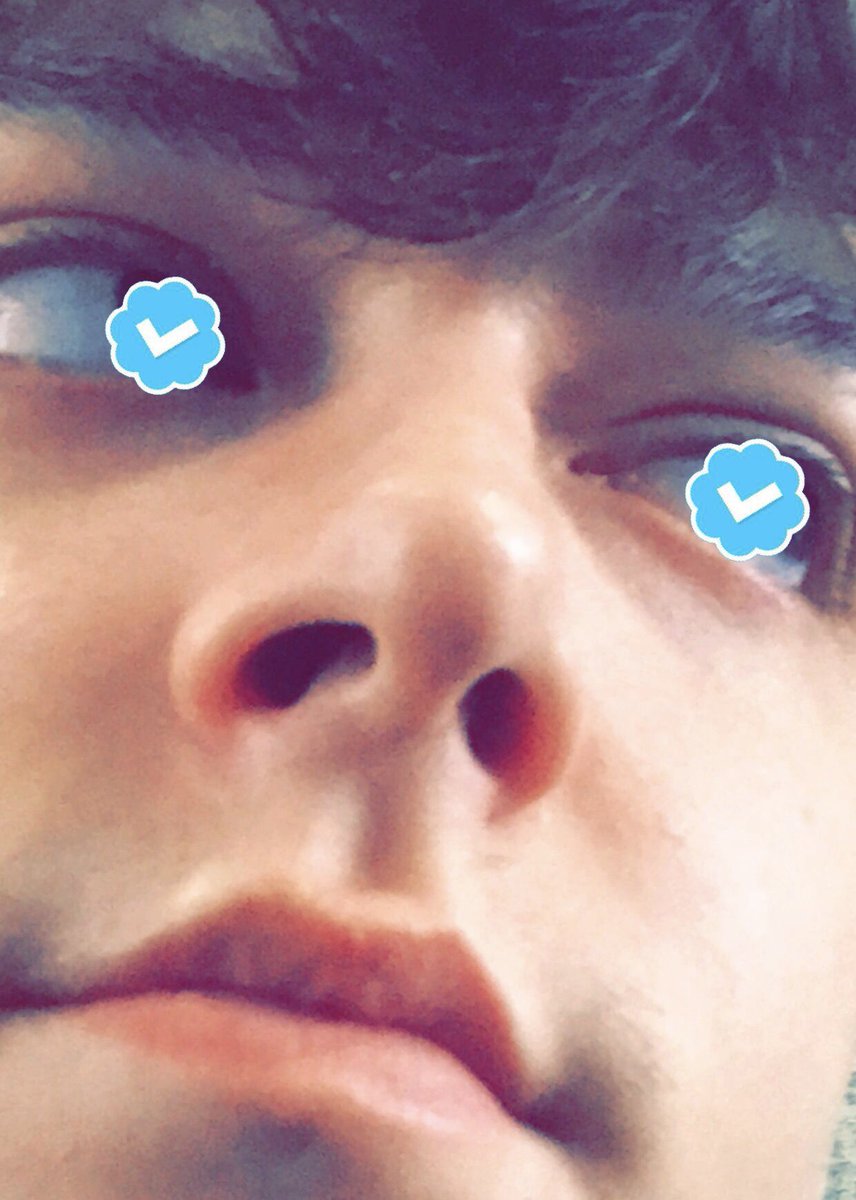whoskid's tweet photo. sorry guys i can’t read your complaints anymore i’ve got something stuck in my eyes https://t.co/rOgxu5nOsR