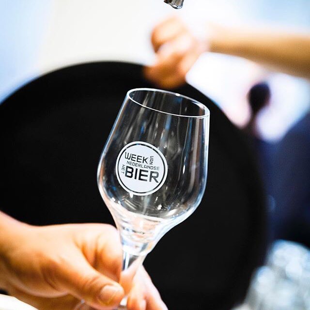 carenza's tweet photo. Wij maakte het #logo voor @WeekNLBier Vanaf 24 mei is het weer Week van het Nederlandse Bier, maar is het eigenlijk niet elke week... #proost #bier #carenza #allesbegintmeteenidee #geen18geenalcohol https://t.co/VEwbVsgbvi