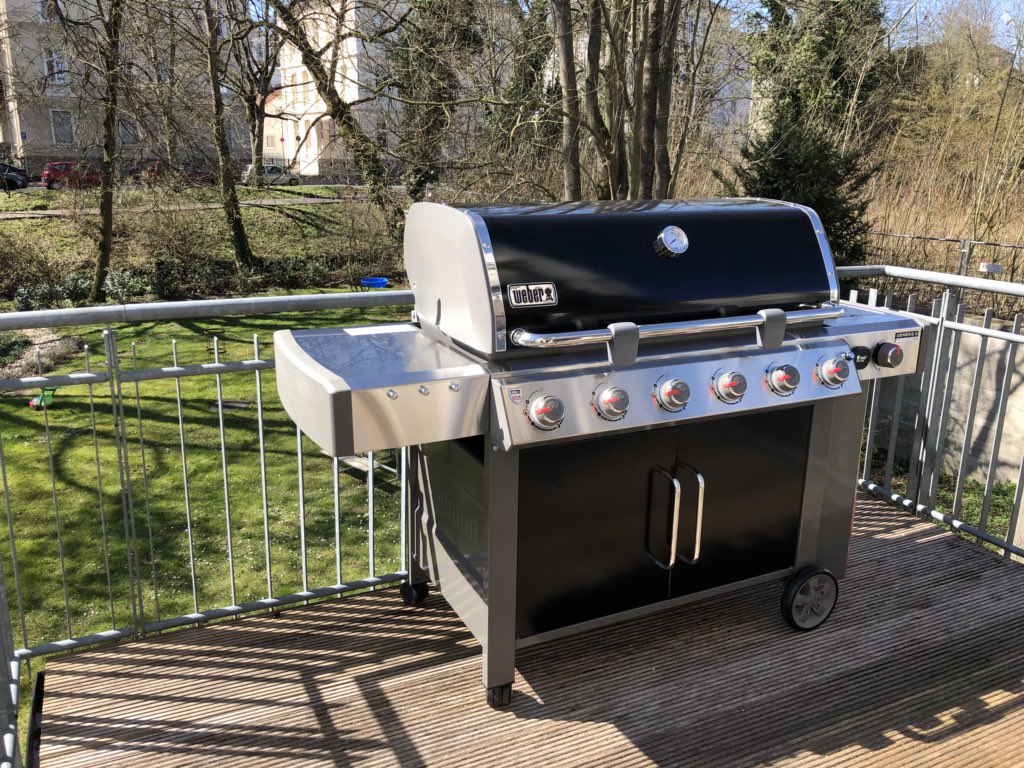 Willkommen im Team, Genesis II LX! Team #CertCenter grillt an. #BBQ <a href="/Weststyle/">Weststyle.de</a>