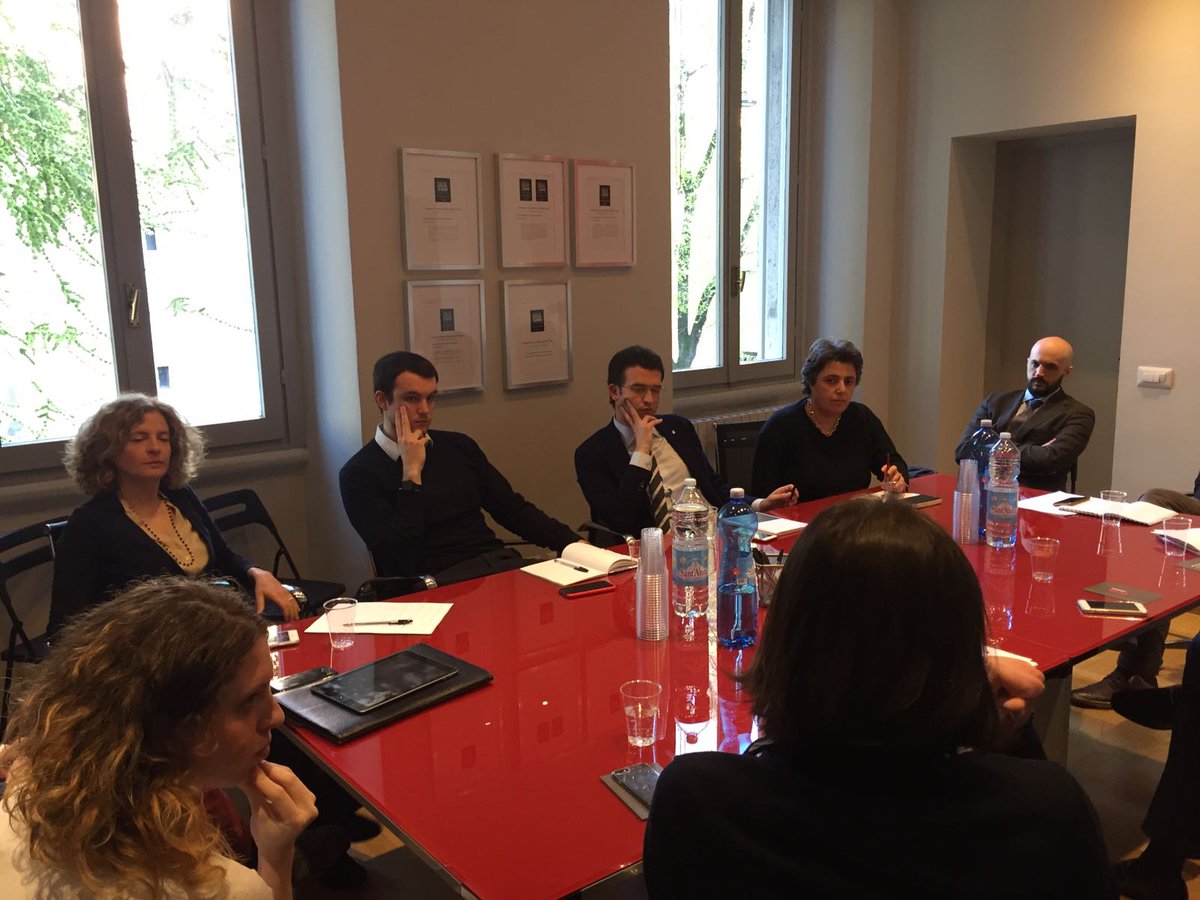 BLBStudioLegale's tweet photo. Si è tenuto ieri, presso la sede milanese di BLB, l'incontro #ELTA - European Legal Tech Association, dove si è discusso di #blockchain, aspetti giuridici ed applicazioni nel settore dei servizi legali https://t.co/jG33EvpbGs