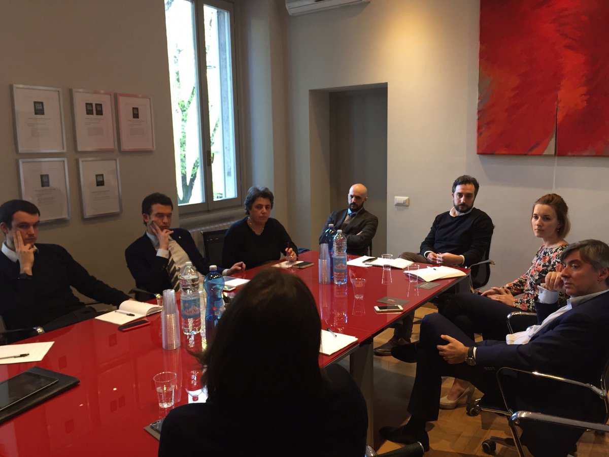 BLBStudioLegale's tweet photo. Si è tenuto ieri, presso la sede milanese di BLB, l'incontro #ELTA - European Legal Tech Association, dove si è discusso di #blockchain, aspetti giuridici ed applicazioni nel settore dei servizi legali https://t.co/jG33EvpbGs