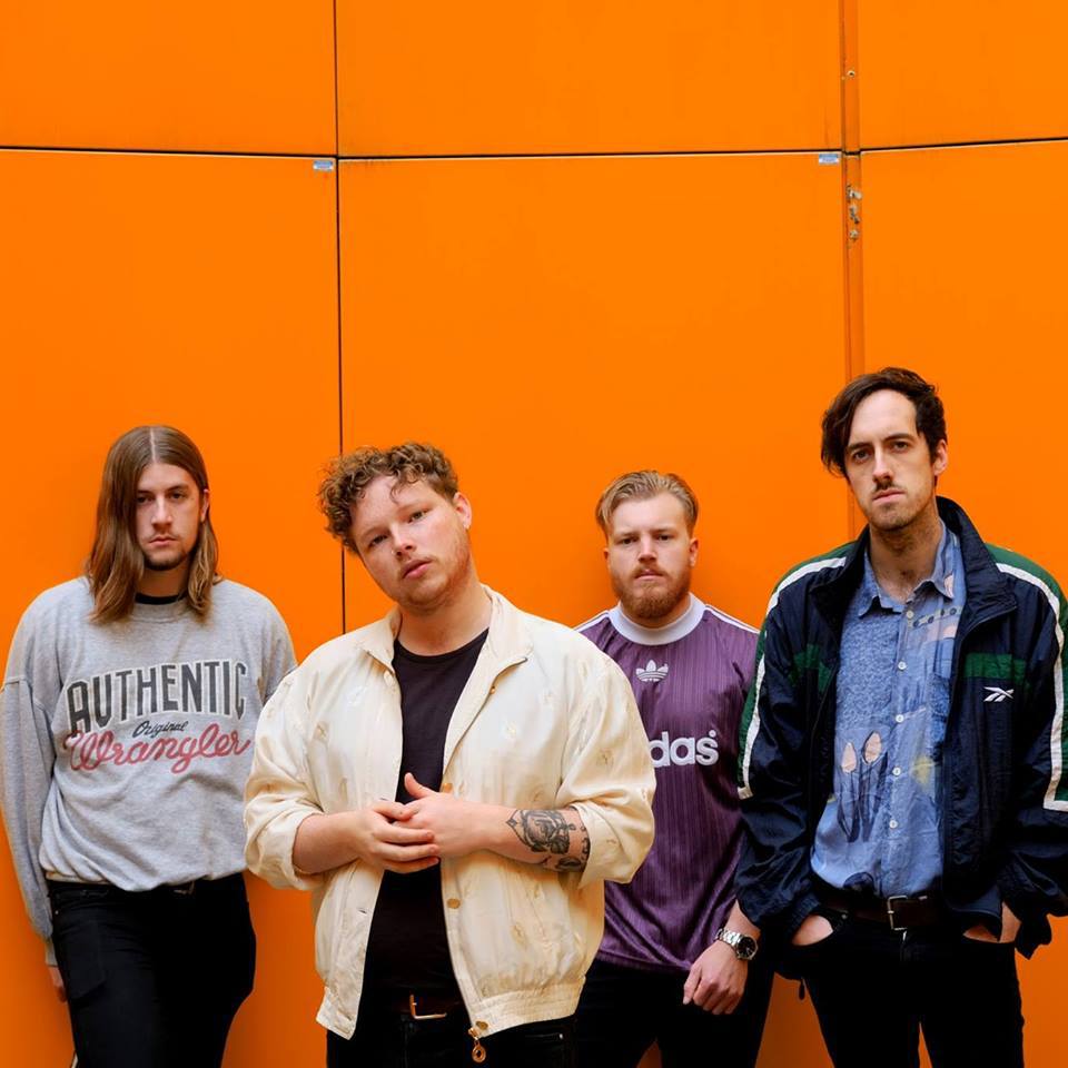 Before 1pm with <a href="/Rianne_Thompson/">Rianne Kate Thompson</a>: music from <a href="/breakfastmuff/">Breakfast Muff</a> @KIDKAPICHI @ArchieLangley3 <a href="/bulow/">bülow</a> &amp; @wild_front (who've just been added to <a href="/madcoolfestival/">Mad Cool Festival</a>!)

Listen: amazingradio.com/riannethompson