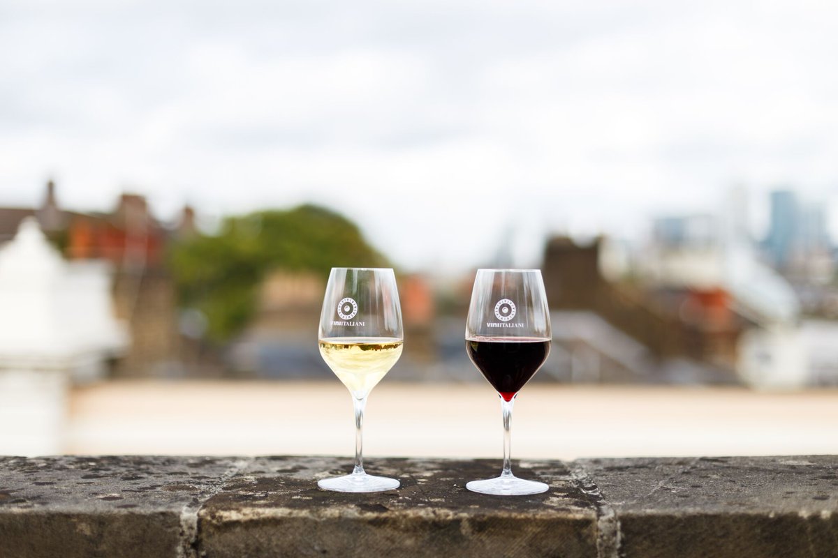 thewineplaceLDN's tweet photo. Get ready to become a dinner party wiz with our next masterclass!

It’s happening on April 18th from 7-9pm – so why not give it a go?

Book your tickets now using the link below.

https://t.co/pkqfBWc991 

#wine #masterclass #southkensington https://t.co/D2wOhTGKoM