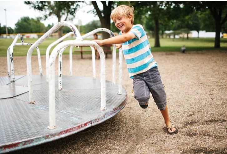 Playing outside is fun, healthy and confidence building. A great read here about 5 amazing benefits! care.com/c/stories/4178… #playoutside #FridayThoughts #gooutside #kids