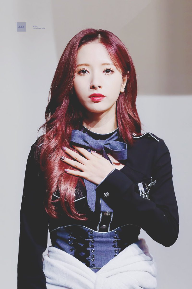 WJSN3A's tweet photo. 180324 #우주소녀 #보나 #A₂
보고싶은 맘 우주만하니 포토샵 켤 수 밖에 💦💦 https://t.co/GGjfFe83Oh