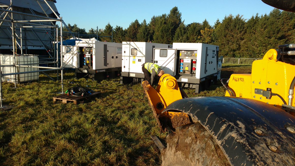 JPSLTech's tweet photo. We provide temporary power solutions for all events and all eventualities.
Power when and where you need it.
#eventprofs #eventprofsuk #events #generator #powerhire #hire #wedding #festival #Layher #staging #lighting #JCB #BS7909 #electric #eventplanning #syncsets #powerlock https://t.co/hBKchAob7b