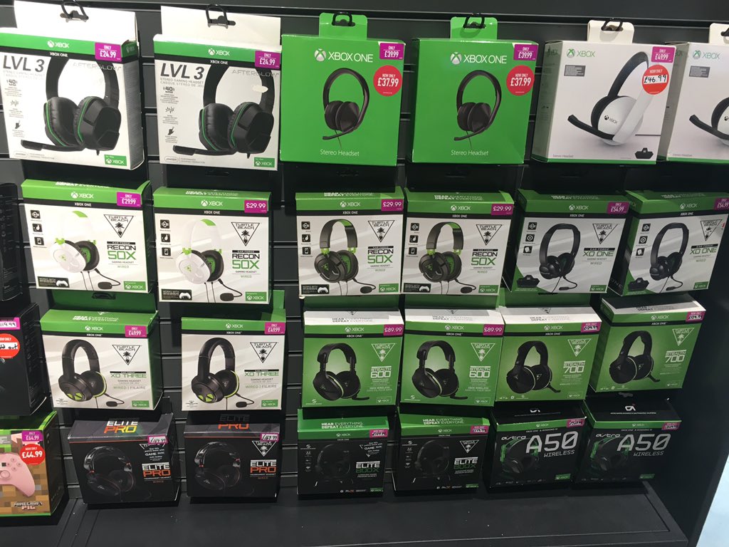TabbyLoaf's tweet photo. Check out this deal on these @turtlebeach XO THREE headsets when bought with #vbucks - or grab these Recon 50's plus 1k #VBucks for £39.99 + until 9thApril you'll be entered into our 1m #vbucksgiveaway when you use your reward card. 

#FortniteBR #FortniteBattleRoyale #Fortnite https://t.co/3wrMYlcvG6