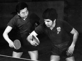 AmjedMustaf's tweet photo. In April 1971, the American table tennis team made a historic visit to China. The event marked a thaw in Sino-American relations that paved the way to a visit to Beijing by President Richard Nixon.
#IDSDP2018 #pingpong https://t.co/qYaoXnZcC4
