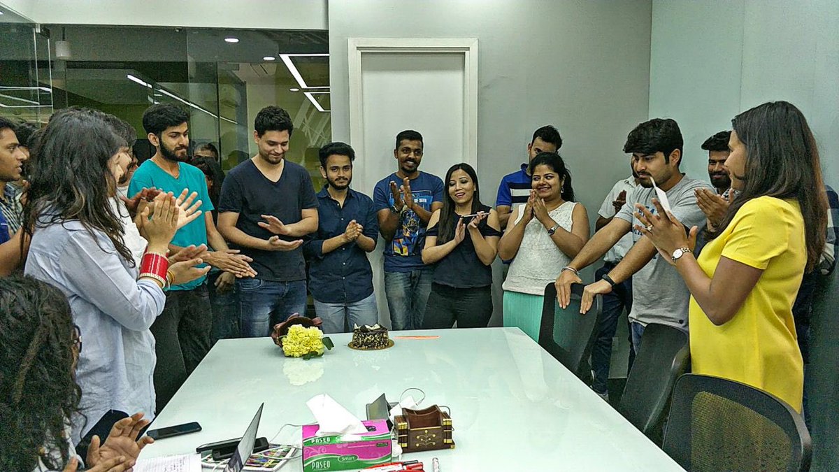 GrapesDigital's tweet photo. @HappydentGum Your kind gesture is so appreciated. This is how we celebrate success. #FridayFeeling #GrapesDigital #SparklingSmile https://t.co/7raa57xoFT
