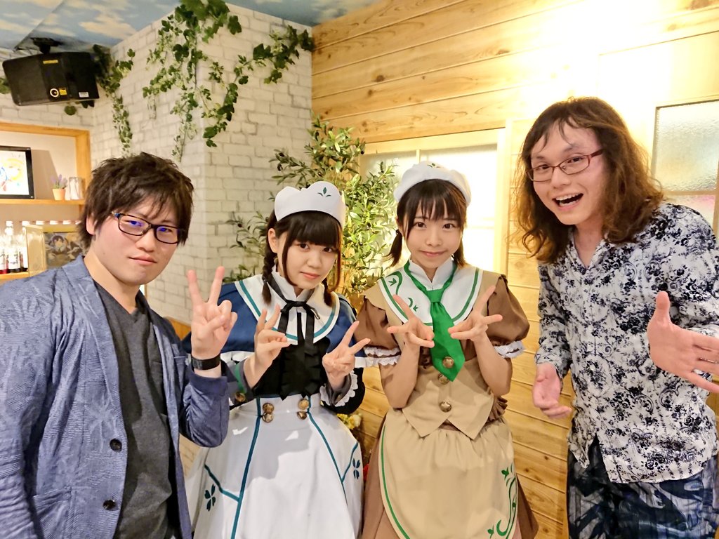 前田地生 Pa Twitter 秋葉原のメイドカフェmelty Plantさん Meltyplant のレセプションにて メイドさんと やしろあずき くんと一緒に 明日オープンらしいですよ