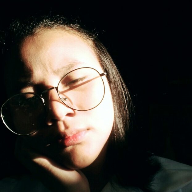 AiferJessica's tweet photo. The sun☀ shines not on us, but in us.✨
#NewProfilePic https://t.co/mzeqLSVSvm