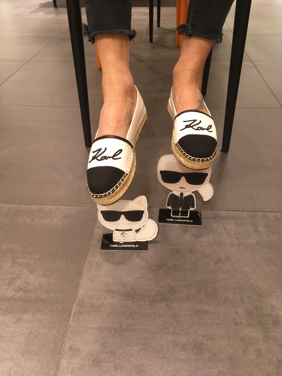 ow.ly/Nis930jlPrQ #fannychaussures#karl#karllagerfeld#espadrille#bloggershoes#instashoes #shoelover tout ça .. et plus encore chez #fannychaussuresbiensur  😇