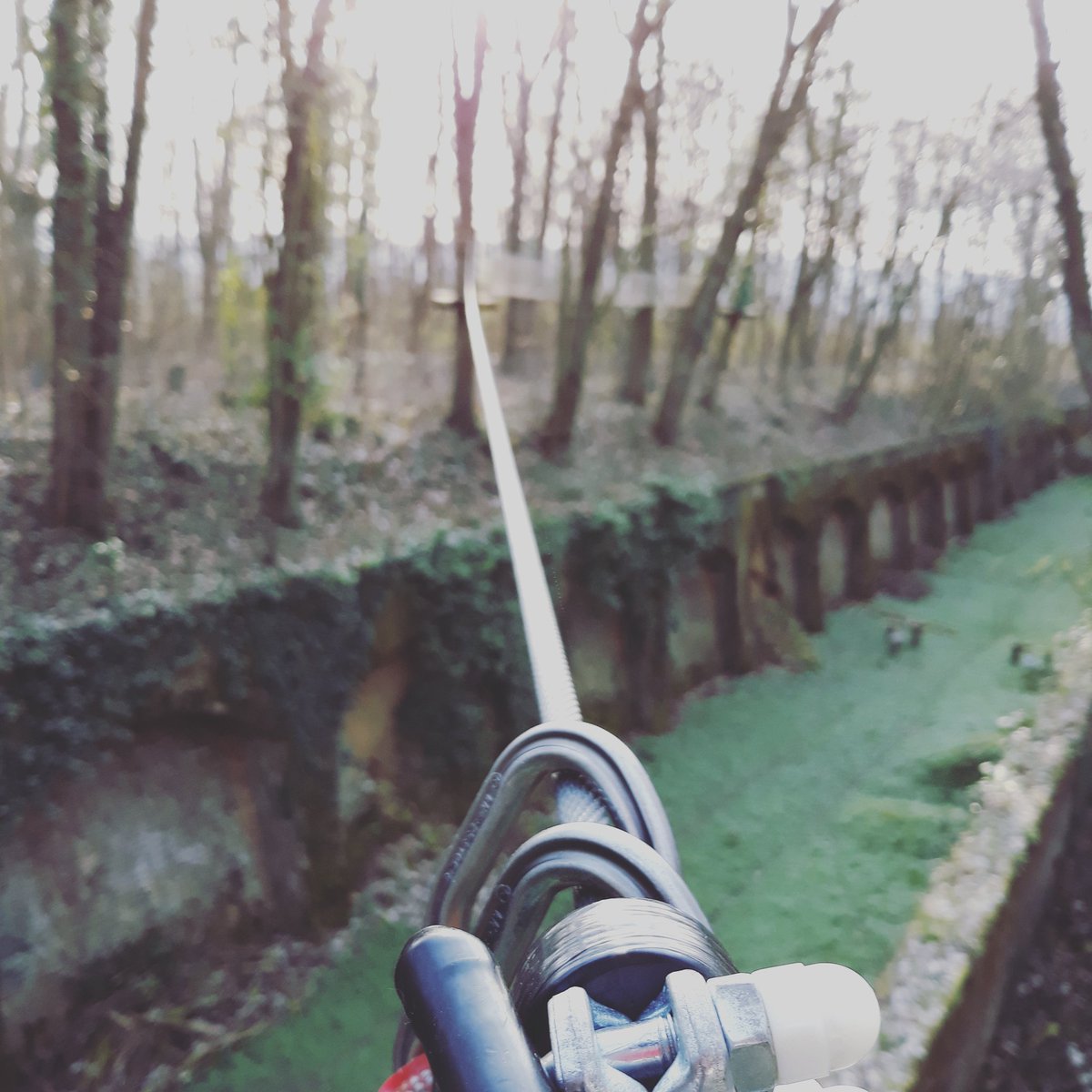 vanciaventure's tweet photo. Bonnes vacances de Pâques  !!
Le parc est ouvert de 13h à 19h pendant toutes les vacances d'avril. #accrobranche #bonnesvacances #fortdevancia https://t.co/RzsfjnKBGQ