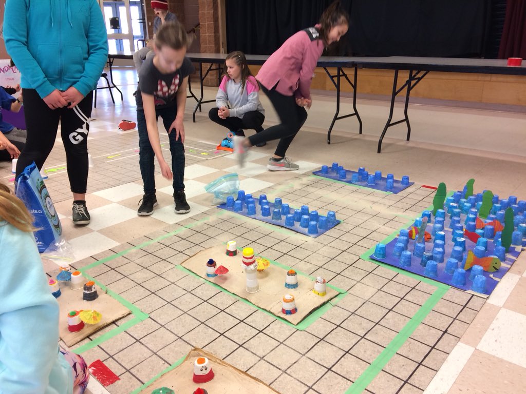 jeffwhipple's tweet image. It’s Dash robot coding day @psslearning ... grade 5s are busy setting up their coding mats for the k-4 students!! @brilliant_labs #dashbot @ASDWLimelight