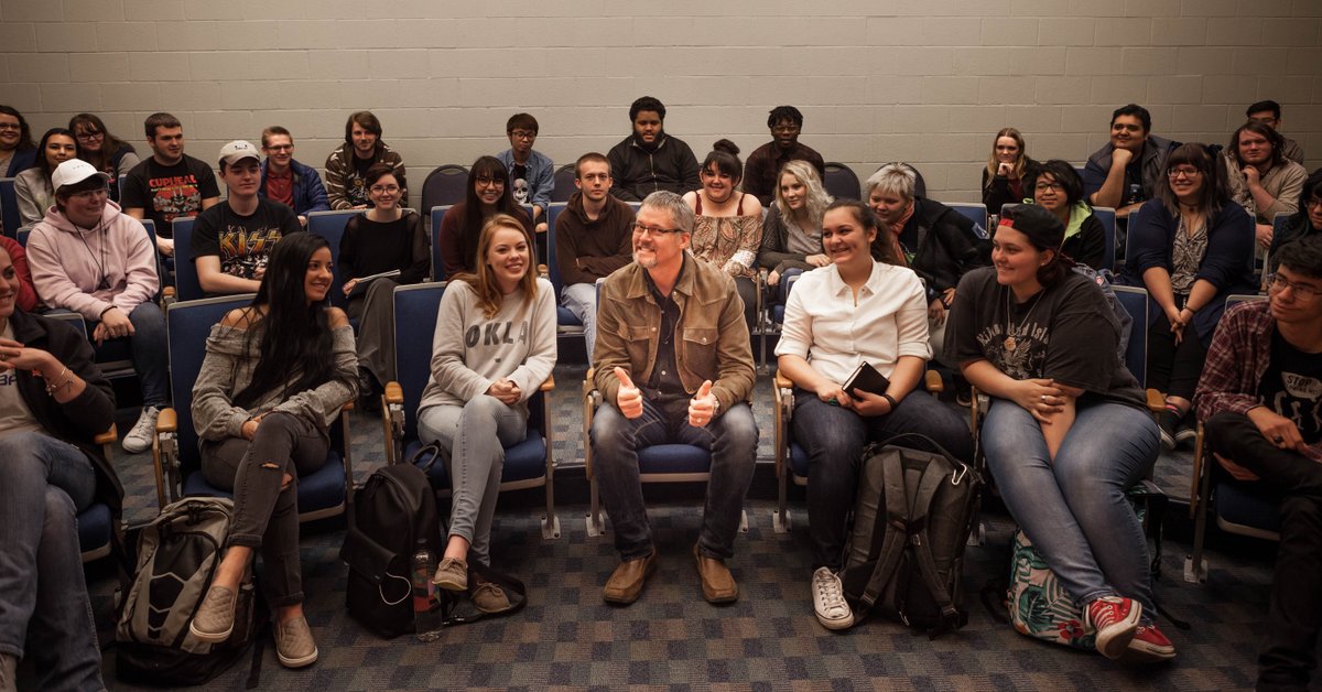 OSUITViscom's tweet image. What has two thumbs and totally blew our minds yesterday? This guy! Thank you, Joel Anderson for coming to Okmulgee to spread knowledge and inspiration to our students. (And, yeah, the faculty, too.) Now please excuse us while we take a literary classic to a national park.