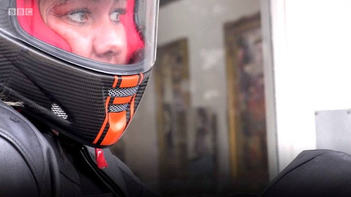 Road_Safety_GB's tweet photo. A new campaign has been launched calling for the vehicle theory test to include a mandatory section on how drivers and bikes can look out for each other on road.

👉https://t.co/NF1YxRzxc6

#RSGB https://t.co/p6YuzCT9DJ