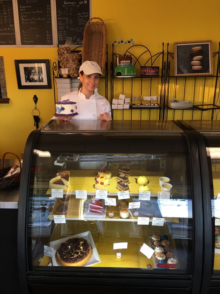 Hoy inauguramos la sección más dulce de #PuntoxPunto | Eugenia Ponce de Leon nos contará los secretos de la pastelería, con un invitado especial <a href="/coco_cocina/">Coco Perez Saade</a>