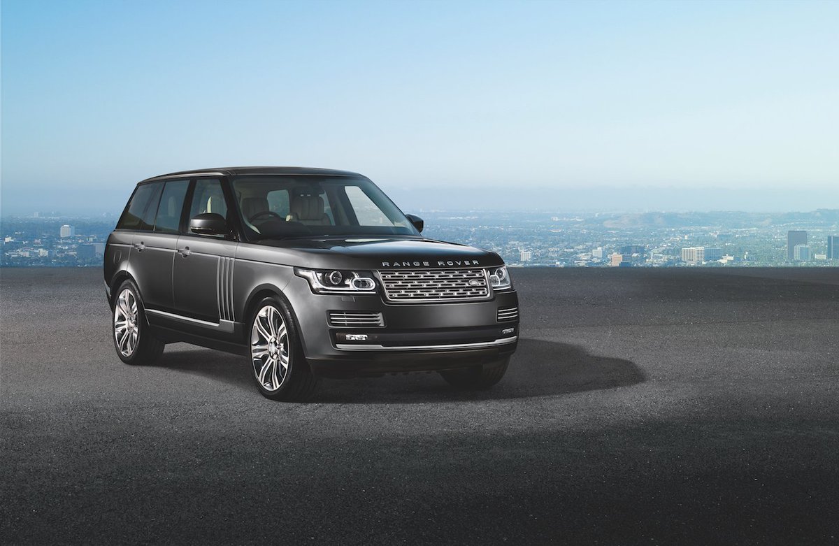 LandRoverGTA's tweet photo. Unmistakeable luxury and refinement.
Our featured #RangeRover: https://t.co/8LlWyWu6Mk 
#LandRover #luxury #Autobiography https://t.co/j1OZ2f0mss