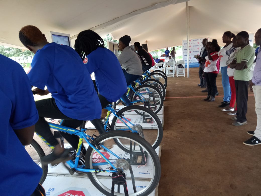 MwalimChurchill's tweet photo. .@PhilipsKenya 10 MIN Challenge:
Philips & @JessyTheMC want to donate cardiac arrest AED Machines to the Meru community.
Join the challenge and help hit the 600KM target. Come cycle at Meru Polytechnic.
#TwendeMERU #TourdeMeru https://t.co/gB6L2Ihvv1
