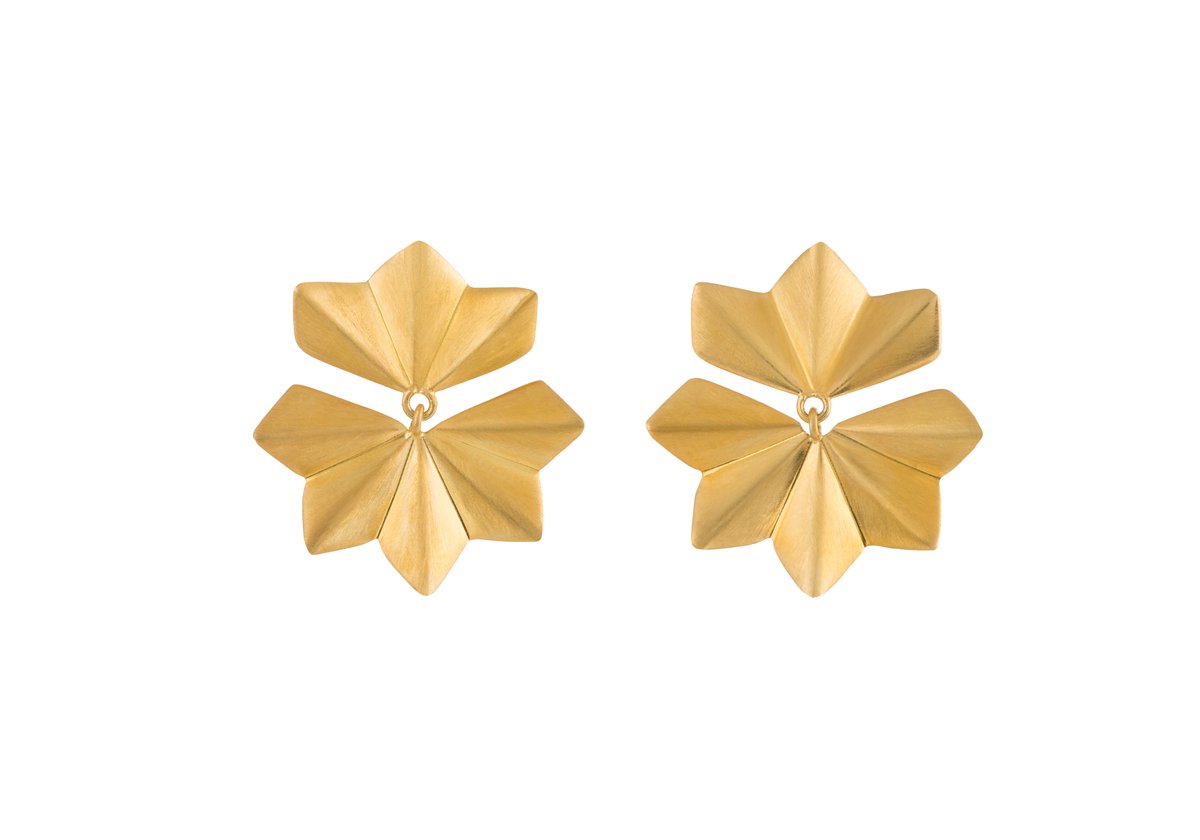 MMUTT_DESIGN's tweet photo. Wind ❤️

#mmutt #joalharia #jewelry #jewelrydesign #jewelrydesigner #jewelrylovers #portuguesejewellery #wind #earrings #silver #design https://t.co/e14vk8W8d9