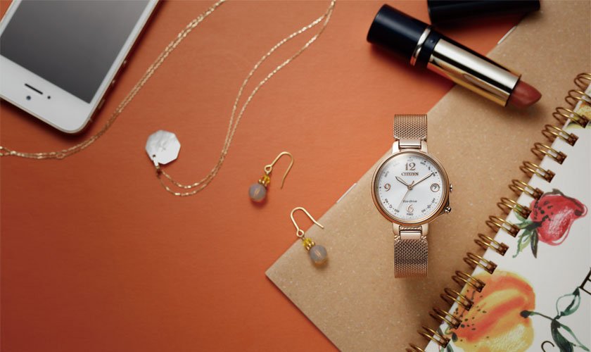 ClockShop_Ru's tweet image. Подробнее о новых CITIZEN Eco-Drive W410 - самых тонких часам с Bluetooth в мире и модели унисекс с корпусом из фирменного титанового материала Super Titanium™ с калибром W410 на нашем сайте clockshop.ru/readnews.php?n…