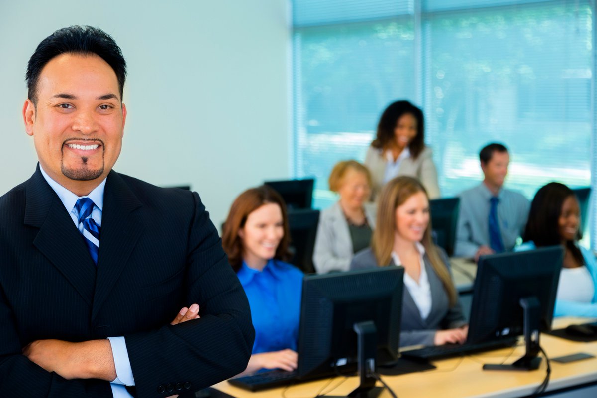 Stata's tweet photo. Let our experts teach you about #StructuralEquationModels using both Stata's #SEM builder and the sem command at our classroom training on April 19-20. Seats are filling up. Register now! https://t.co/NJPZhlXumG https://t.co/MhdHPjaYMD
