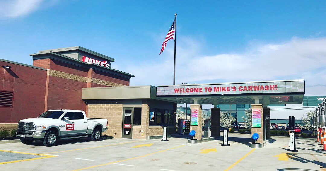 MikesCarwash's tweet photo. Our new Oakley location is lookin’ good! We can’t wait to show the Oakley Community how clean their cars can really be! #TimeToShine #ComingSUPERSoon #MikesCarwash https://t.co/QfInVd5DPv