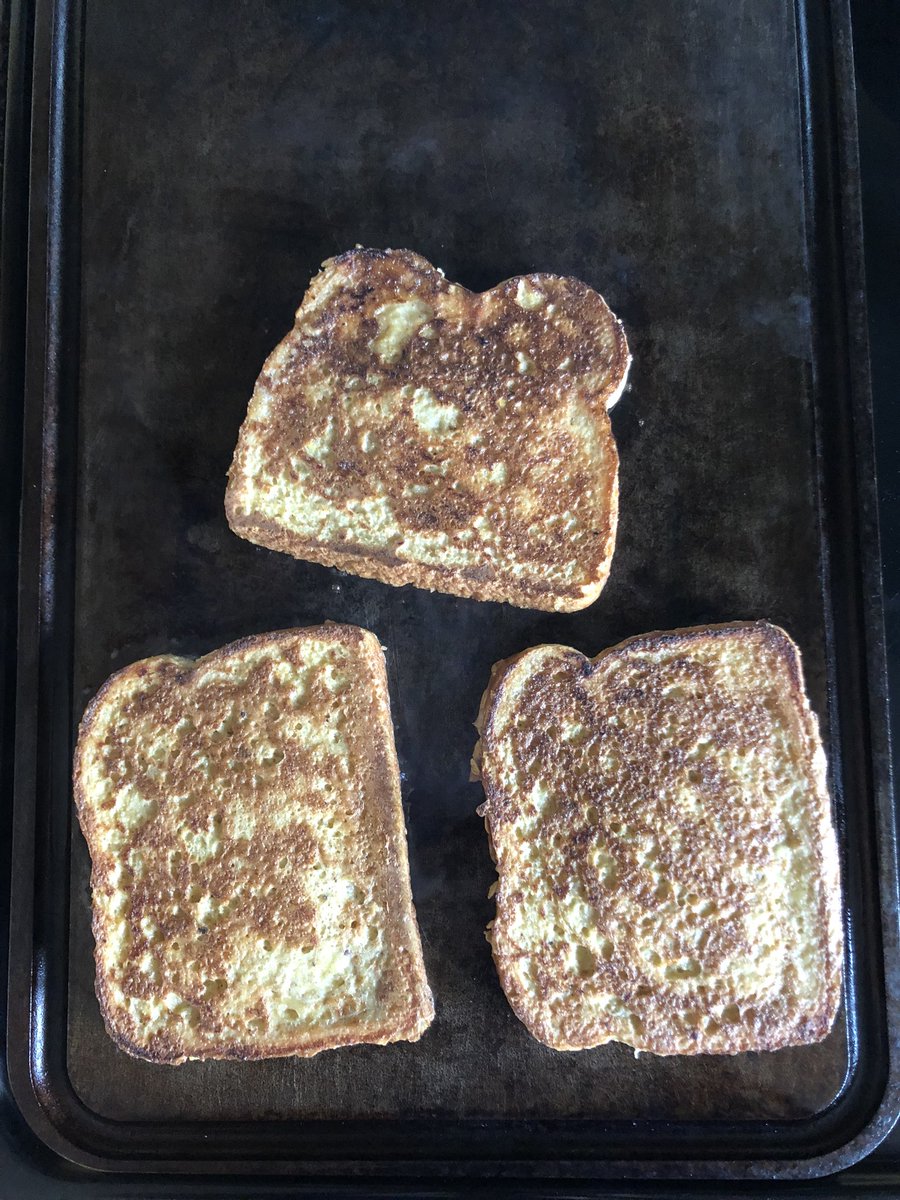 BakingSteel's tweet photo. Morning French Toast Skinny Griddle Session. #griddlemethis https://t.co/FJrAnB3yB1