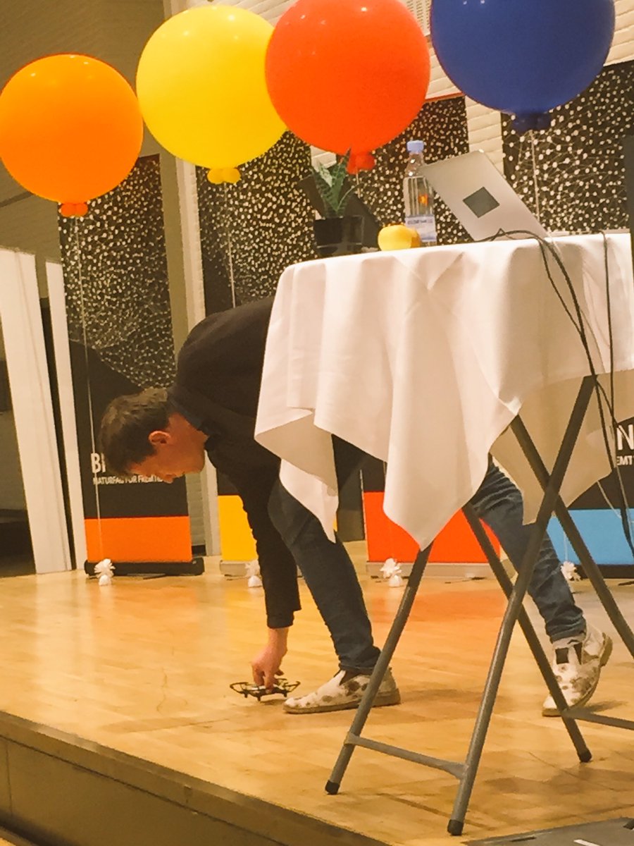 astra_science's tweet photo. Et brag af en afslutning @BBkonferencen  #BBDK18 @nikolajsonne #stem https://t.co/VYHK5igzAZ