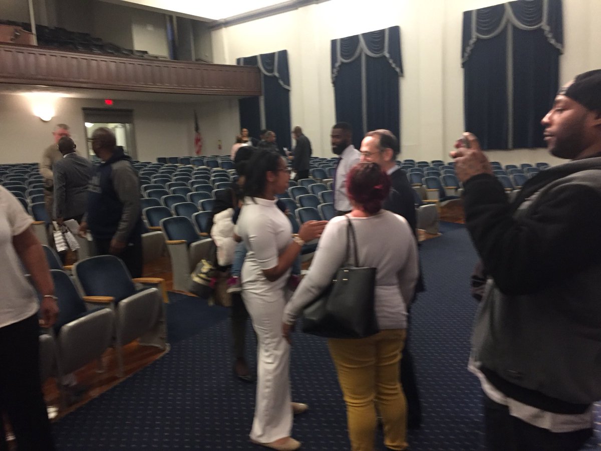 CPSMACScholars's tweet photo. Congratulations to the 2018 awardees. What a special night at the 2018 MAC Awards, so much love at the event#AEO https://t.co/ohbhFdI0ws