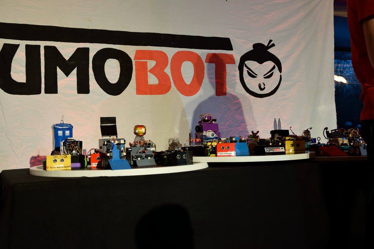 CCEVAER's tweet image. Avez-vous déjà assisté à un duel de petits #robots type sumo ? C&apos;est demain à @ESIEEPARIS Début des tournois à 13 h 30. C&apos;est aussi la dernière JPO 2017-2018. Ouvert au public #sumobot #ESIEESPACE esiee.fr/fr/actualite/s…