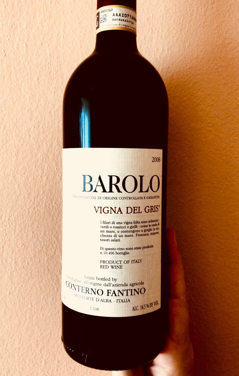 Vigna del Gris 2008 #conternofantino
.
.
.
#barolo #wine #langhe #piemonte #winelover #barolowine #piedmont #winetasting #winelovers #nebbiolo #redwine #vino #instawine #barololovers #italianwine