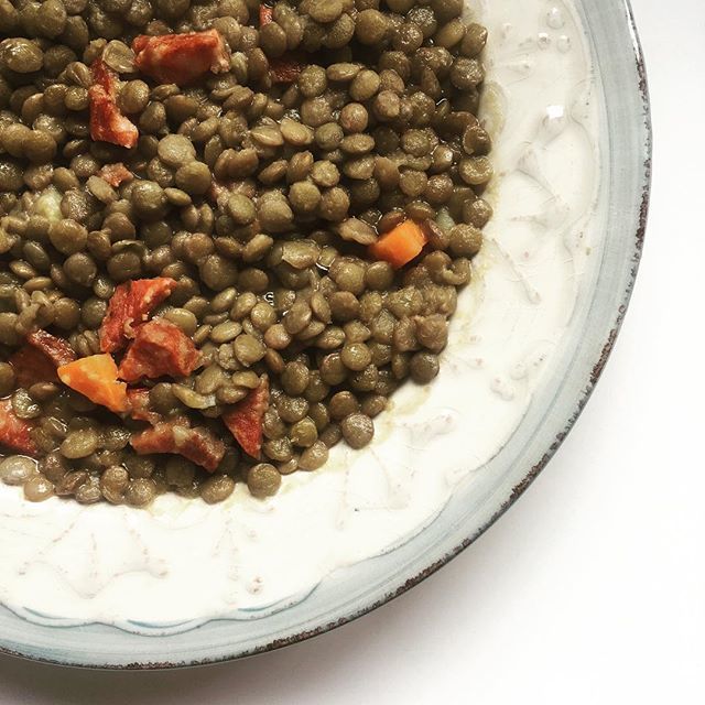 Lentejas con patata, zanahoria y chorizo para ver ver si despedimos el invierno...
.
.
#restaurantebcn #lentejas #lentejasconchorizo #realfood #comidasana #menu #menudeldia #barcelona #foodie #quehambre ift.tt/2uR6NEN