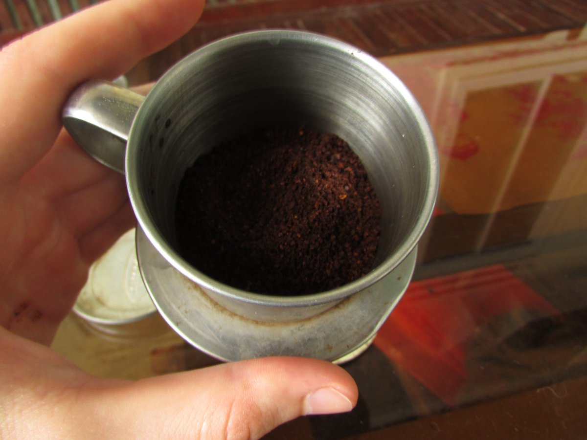 balkandignomads's tweet photo. Are you a coffee addict? If so, the chances are you'd like a Vietnamese coffee! Check out how to brew a drip coffee on Vietnamese way: https://t.co/0P9iBT14l6 #vietnam #coffee #coffeetime https://t.co/z6sKzC5f8C
