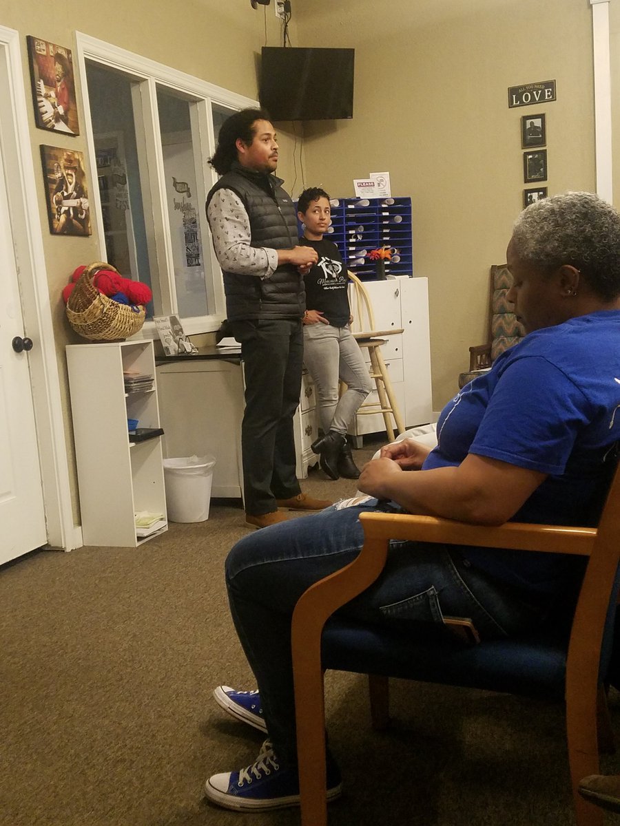 Porterhousekc's tweet photo. Great networking event, glad The Porter House KC could come support other networking events like UNS . Informative event with Davin Gordon speaking about business loans. #PHKC #Theporterhousekc #UNS #altcap https://t.co/MN5dPXlfZc