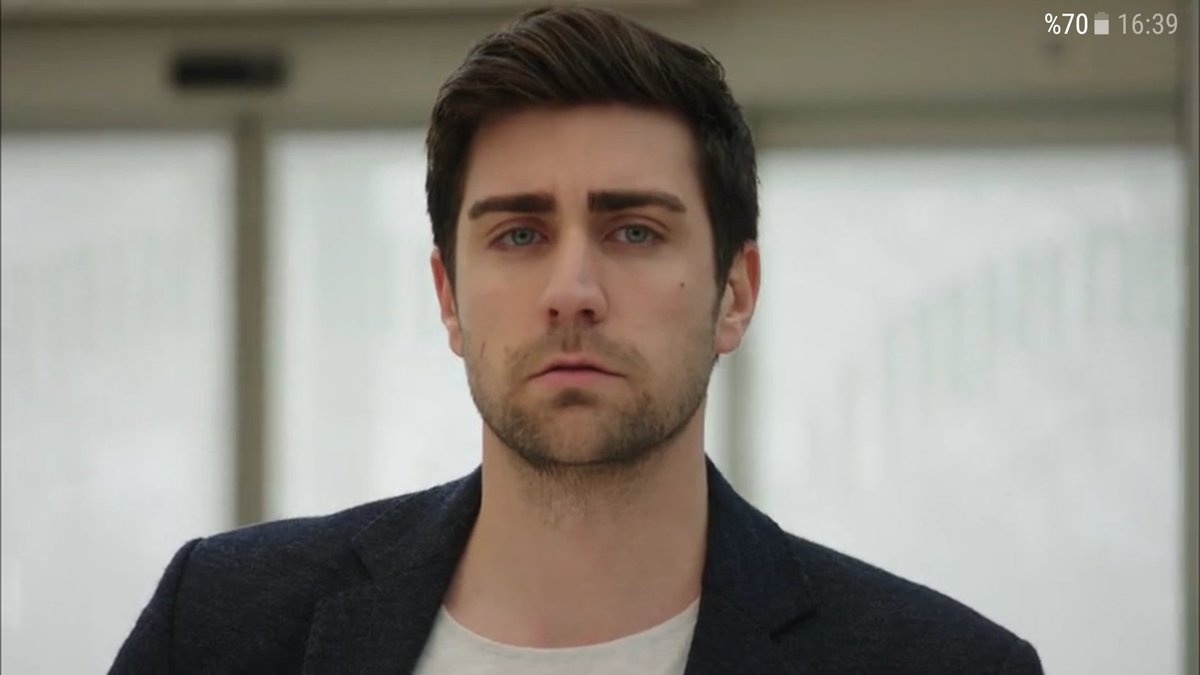 Back to season 1? 😍😍 <a href="/CaglarErtugrul/">Caglar Ertugrul</a>