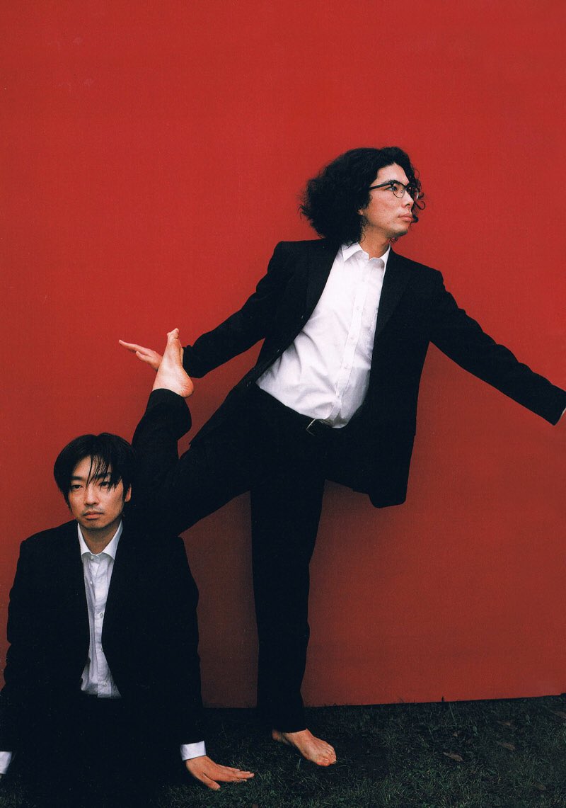 誰かが、「ラーメンズにおいて小林賢太郎は線で片桐仁は色。」って表現