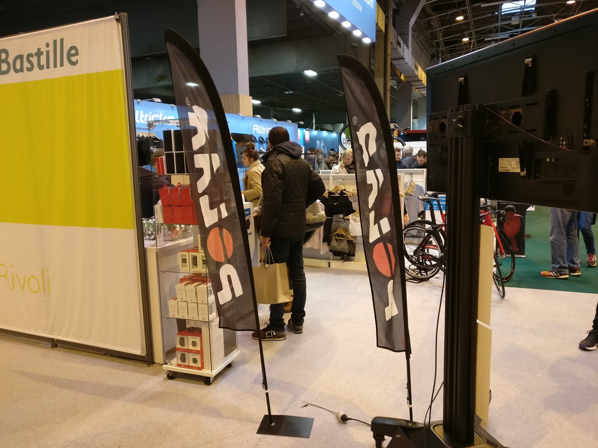 LeGeekSportif's tweet photo. Spécial @salondurunning avec l'absence des produits @TomTom et la faible présence de @PolarGlobal (voir la photo).  @suunto et @Garmin ont leurs stand habituels. @PolarGlobal annonce des nouveautés 2ème semestre (on espère) https://t.co/CW7xsFPNuF