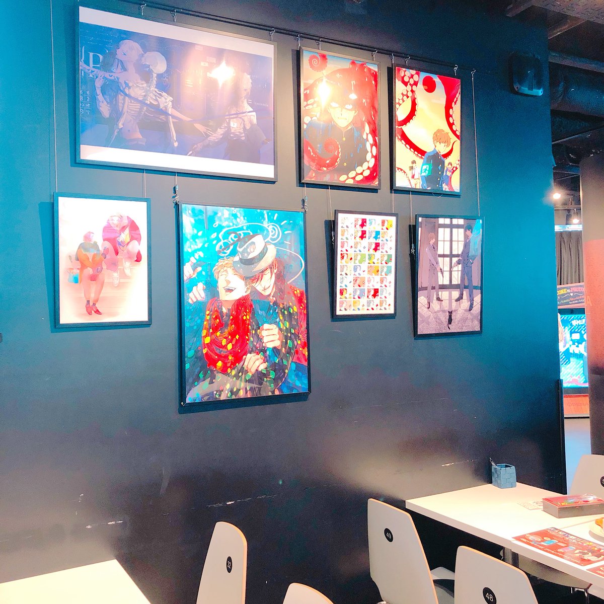Opera編集部 Twitterren 残り2日 原宿area Qにて Opera コラボカフェ開催中 会場限定のコラボメニュー 特別映像 特別展示が見られます 物販では カフェ記念本 In The Cafe ほか限定グッズを各種取り揃えております 会期は4月8日 日 まで この機会を