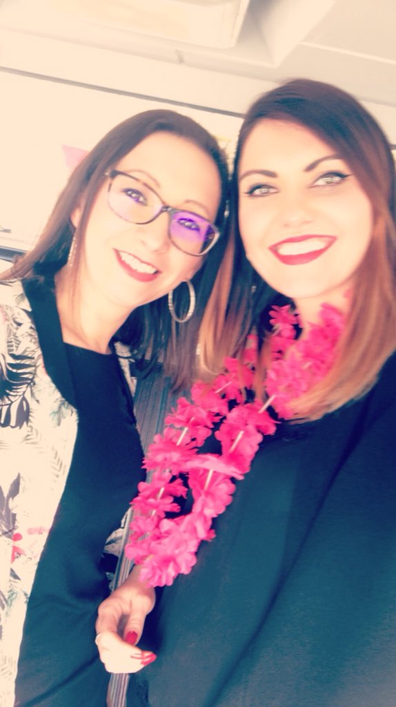 Roadshow 🎀🎀 <a href="/S_Lalanne/">Stéphane Lalanne</a> <a href="/darras2804/">Carole</a> <a href="/Frammery6/">Frammery</a> <a href="/gaelle0611/">Gaelle</a> <a href="/Sophieducloy/">Ducloy</a> <a href="/VandaeleMagali/">vandaele</a> <a href="/sandrinetnr/">sandrinehkm</a> <a href="/BiekeCeulemans/">Bianca Ceulemans</a> #roadshow