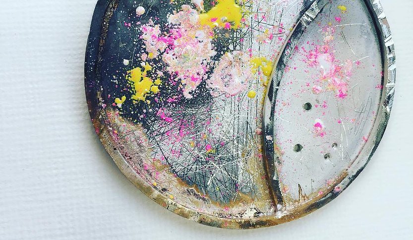 CraftLeeds's tweet photo. Thanks to all the makers who have worked so hard in sending us fab collections to us today including jewellery by #rebeccaconnell &amp; #hannahhayhurst #enamel #copper #wallpieces by #Janinepartington and #embroidered #textile wall pieces by @Johilltextiles #leeds #spring #giftideas https://t.co/8CvtICembF