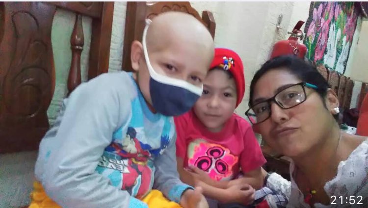 AnonMundial's tweet image. 🆘🇻🇪 #Denunciamos 🆘🇻🇪 
Ayer 5Abril el ministro @LuisLopezPSUV quitó todos los beneficios de Medicinas y comida a los niños que vienen del interior del País por hacer protesta las madres exigiendo el derecho a la salud. Ahora tienen plazo hasta hoy de abandonar los albergues.