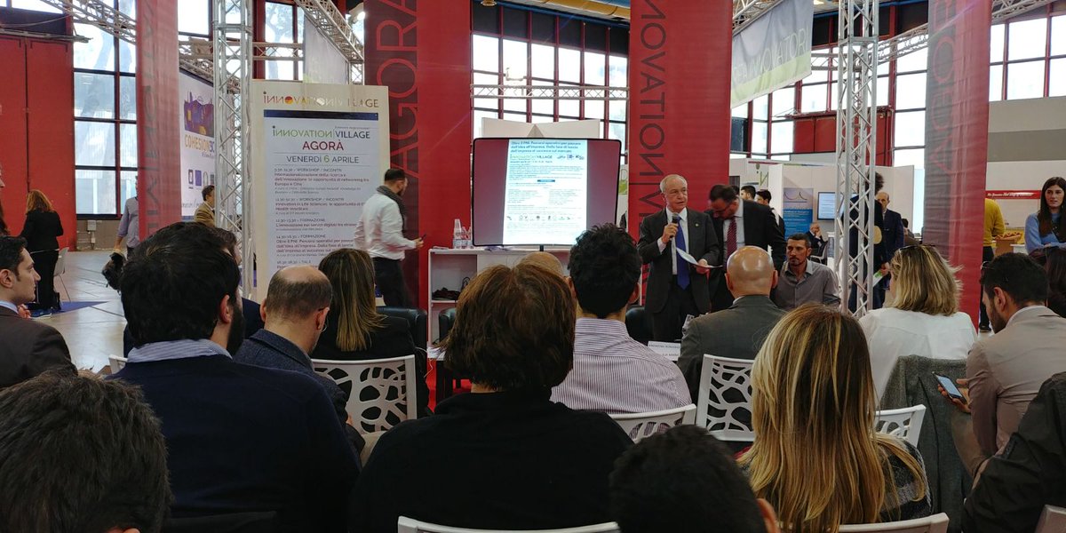 PioAlert's tweet photo. Eccoci al #workshop "Oltre il PNI. Passare dall'idea all'impresa" dedicato anche alle #startup. La competizione del PNI è stata aperta anche agli studenti delle università umanistiche perché hanno le stesse competenze di quelli di materie scientifiche #IV2018 https://t.co/Bpge1toTGh