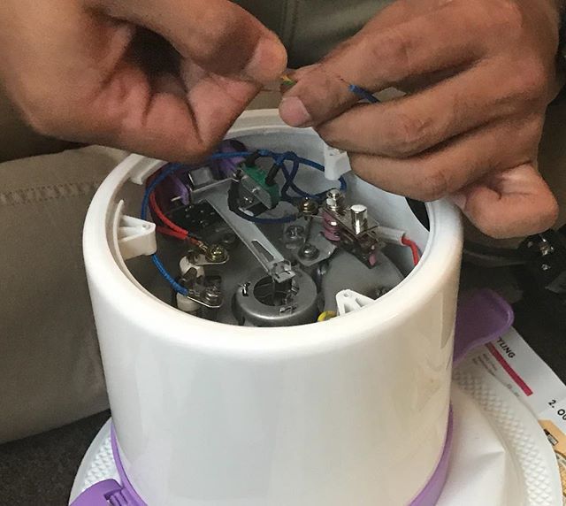 valensriyadi's tweet photo. Arrrgghhhhh! Rice cooker down!
Ini salah satu bad luck yang harus dialami, padahal perjalanan masih panjang.
We should fix it!
#berlin #ricecooker #magicjar #mikrotik #citraweb https://t.co/NwuQeNQRZ3 https://t.co/EckDyNDv4l