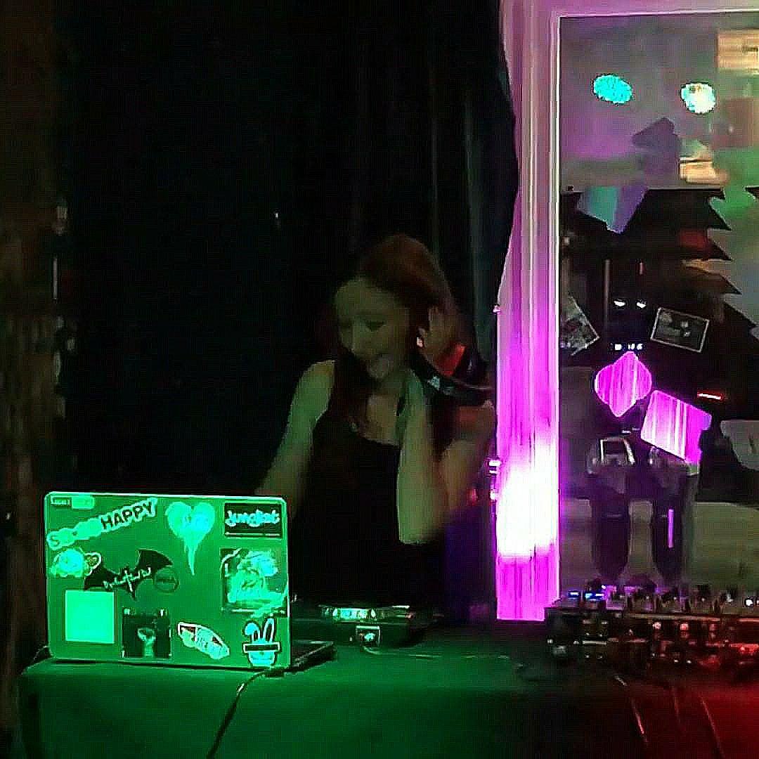 the_cricket_dj's tweet photo. Live recorded set:
https://t.co/64e2WwQ9LB
🎶💀🎶
#Neurofunk #drumandbass #dnb #BreakingBass #Rave https://t.co/JNg4KhSSPg