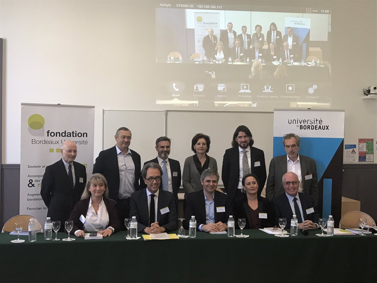 Inauguration de la #chaireRegulationJeux . Merci <a href="/fondationbxuniv/">Fondation Bordeaux Université</a> pour cette initiative de recherche sur les mécanismes de régulation des jeux d'argent et de hasard @FDJ <a href="/pchtwt/">V</a>